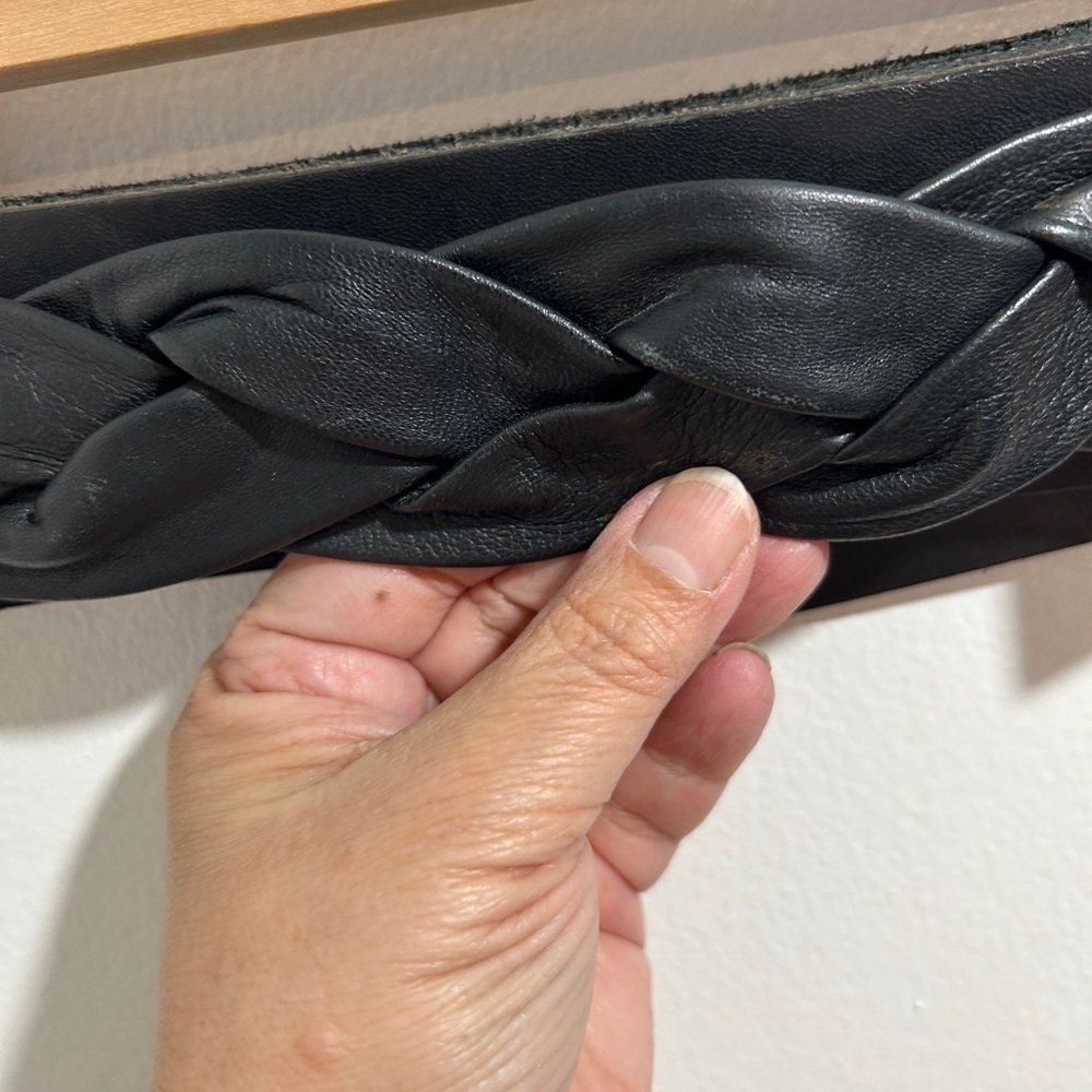 Black leather belt size S/M - Picture 7 of 7